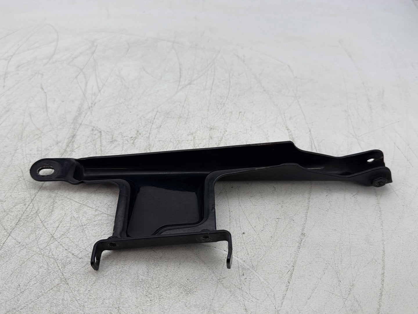 2011 Harley Softail FLSTFB Fat Boy OEM Seat Bracket Mount Support Mounting