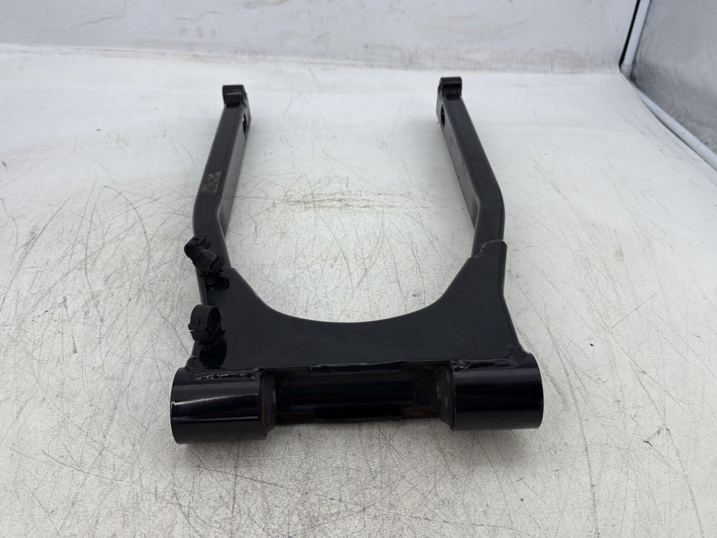 1998 Harley Touring FLHTCUI Electra Glide Ultra OEM Rear Fork Swingarm Swing Arm