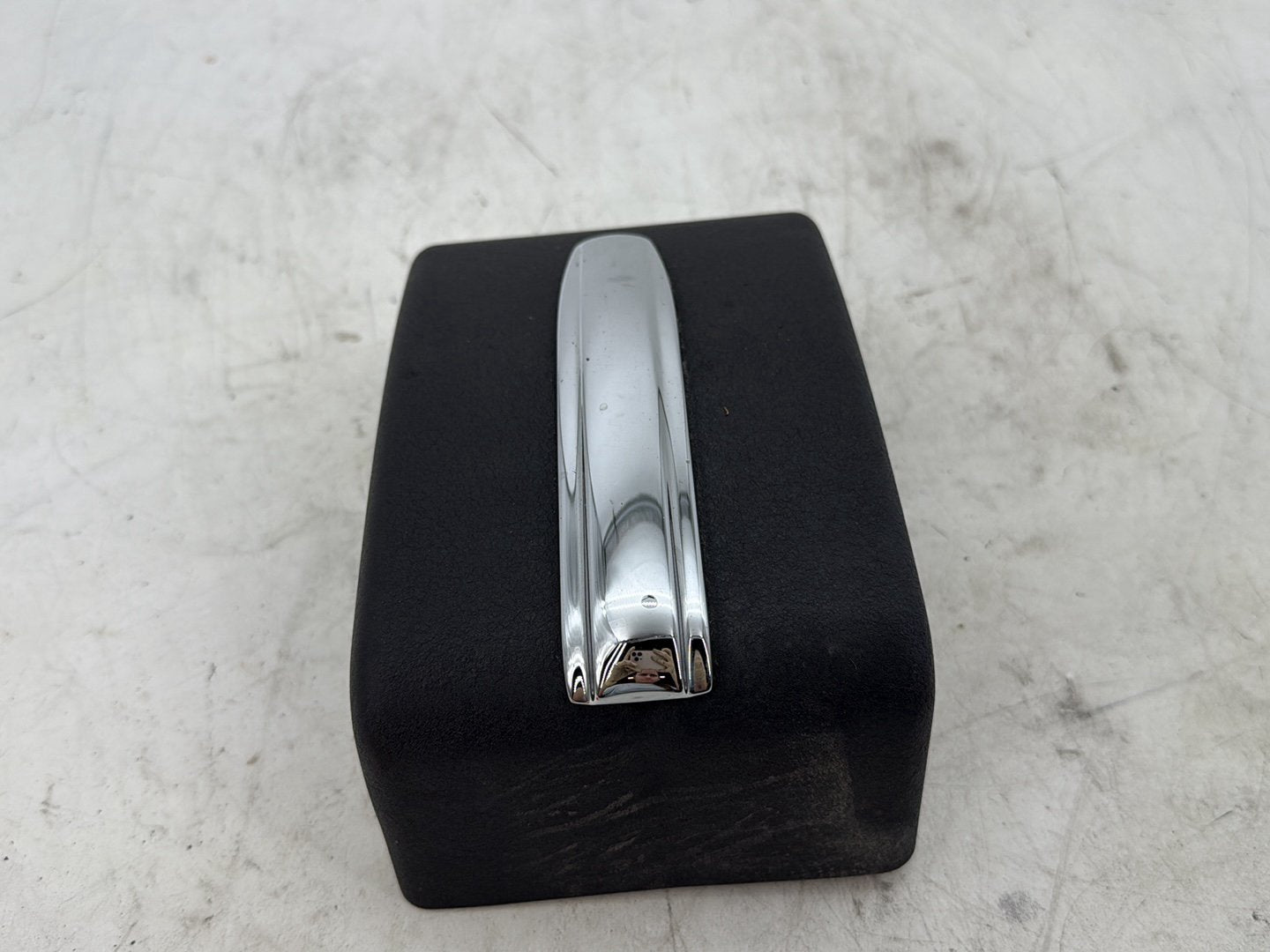 2012 Harley Dyna FXDF Fat Bob OEM Electrical Panel Holder Bracket Carrier Caddy