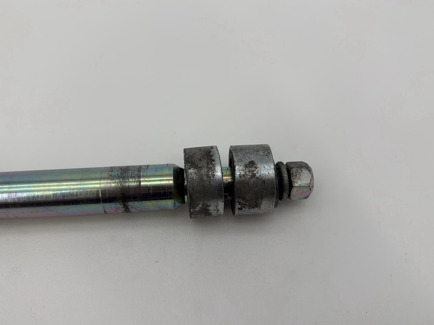 2006 - 2017 Harley-Davidson Dyna Street Bob Front Wheel Axle Bolt Shaft 40928-06