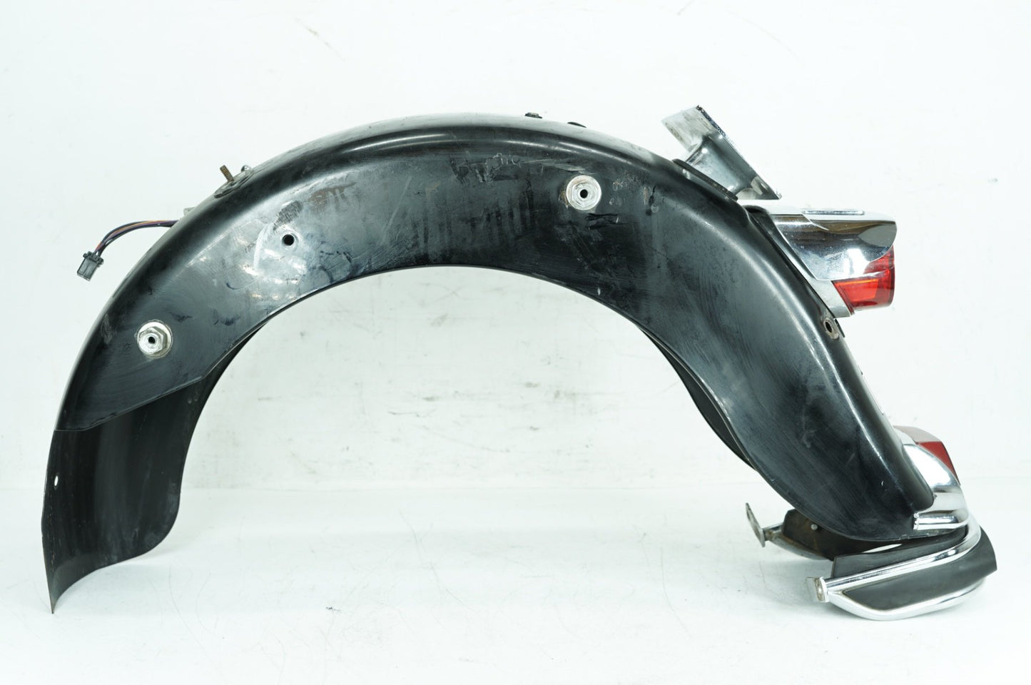 1999 - 2006 Harley-Davidson Touring Electra Glide Rear Wheel Fender Taillight Brake Lamp 59579-01B