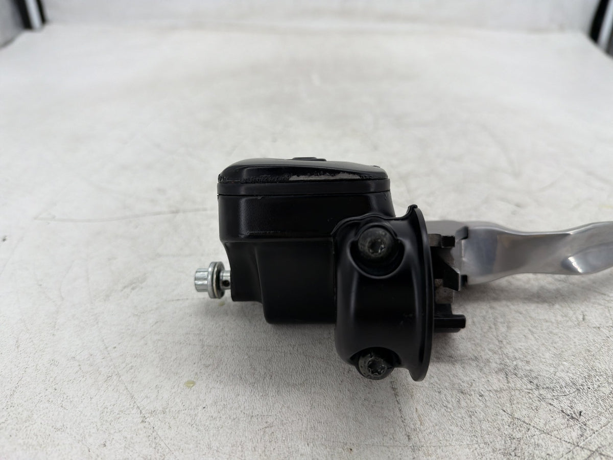 2009 Harley Dyna Street Bob FXDB OEM Front Right Brake Lever Master Cylinder