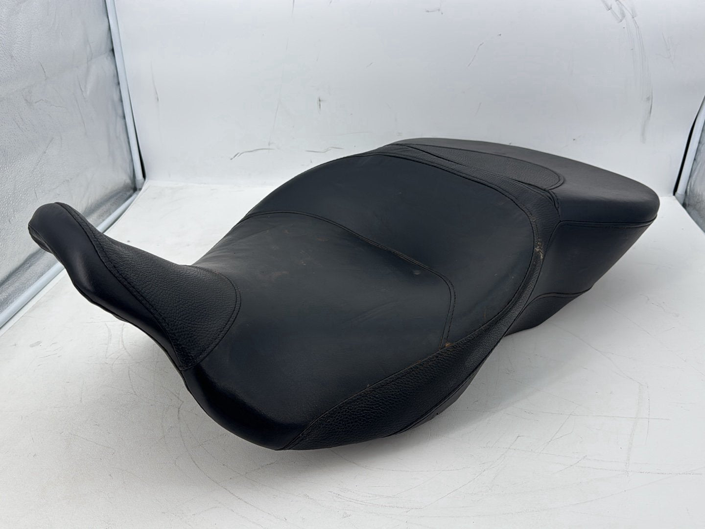 2008 - 2016 Harley-Davidson Touring Electra Glide Ultra Passenger Rider Driver Seat Saddle 52000033