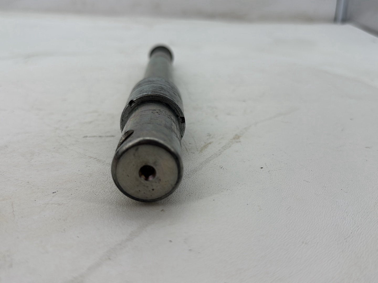 2007 Harley Street Glide Touring FLHX OEM Front Wheel Axle Bolt Shaft