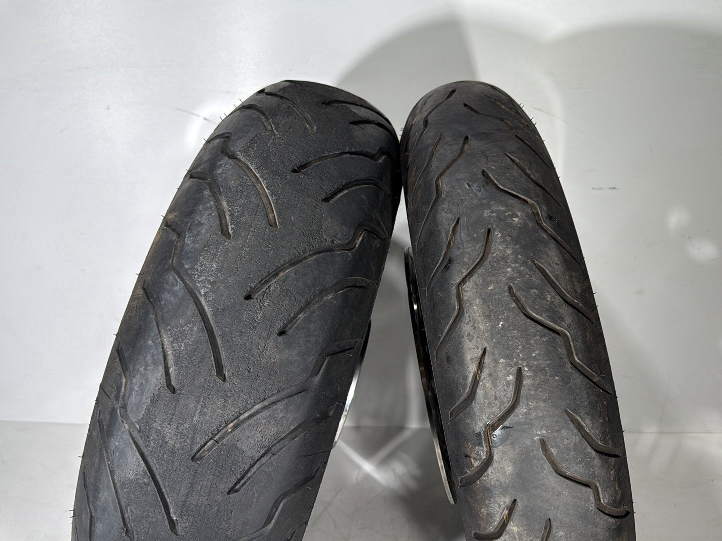 2007 - 2016 Harley-Davidson Touring Electra Glide Ultra Front & Rear Wheel Rim Tire 42196-10 , 42195-10