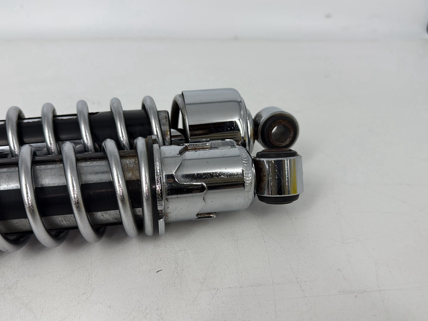 2005 Harley Sportster XL883C 883 Custom OEM Rear Left Right Shock Absorbers