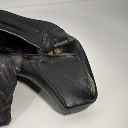 1999 - 2006 Harley-Davidson Touring Electra Glide Ultra Rear Passenger Backrest Cushion Pad  	52395-03