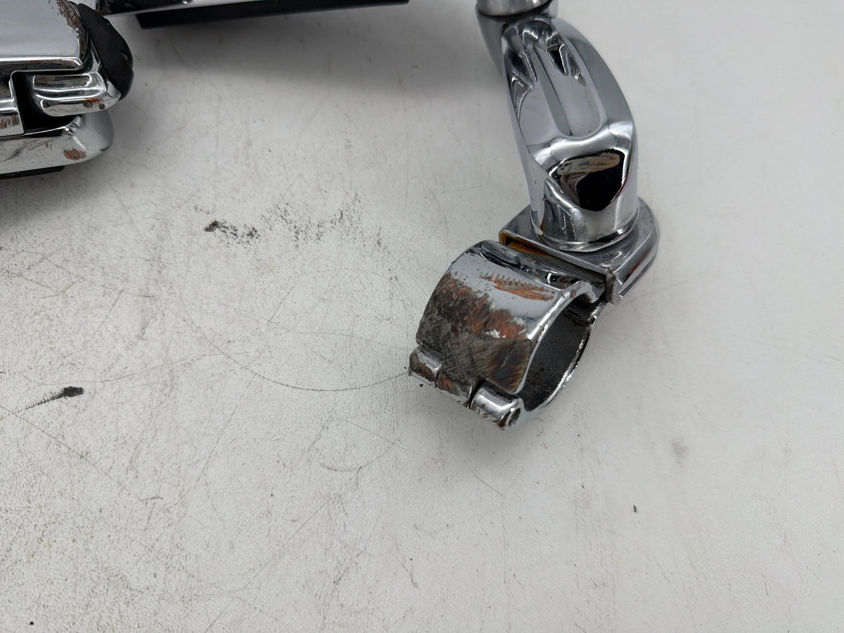 2011 Harley Road King Touring FLHR OEM Front Right Left Highway Foot Pegs