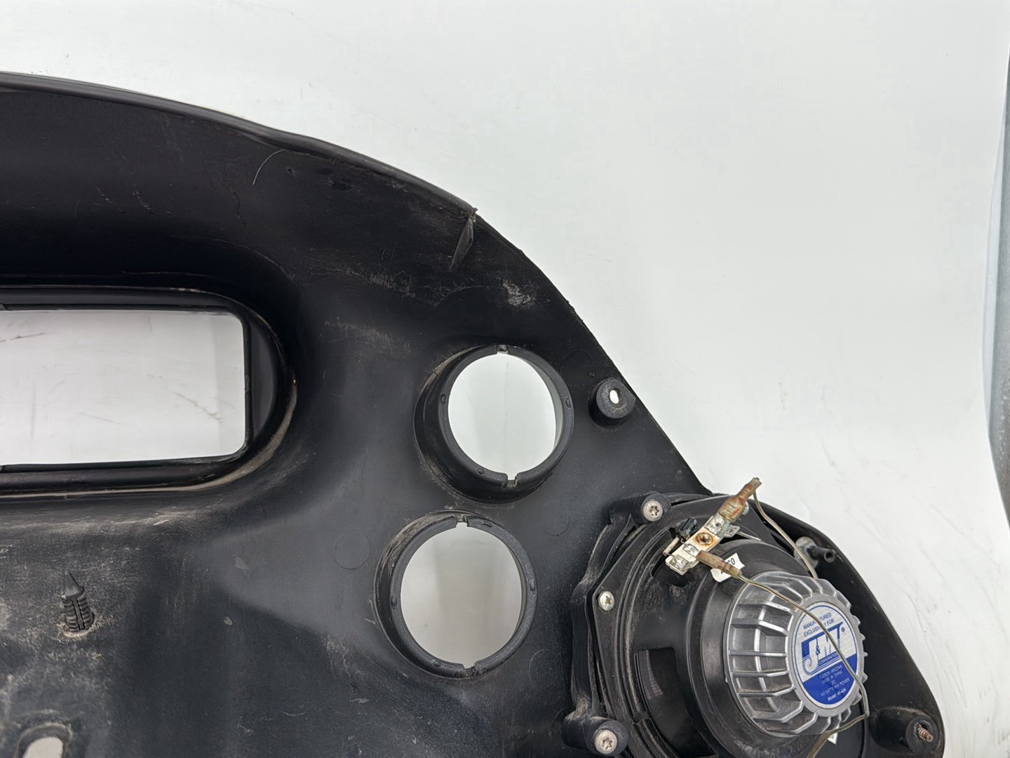 2005 Harley Road Glide Touring FLTRI OEM Front Inner Batwing Fairing Cover