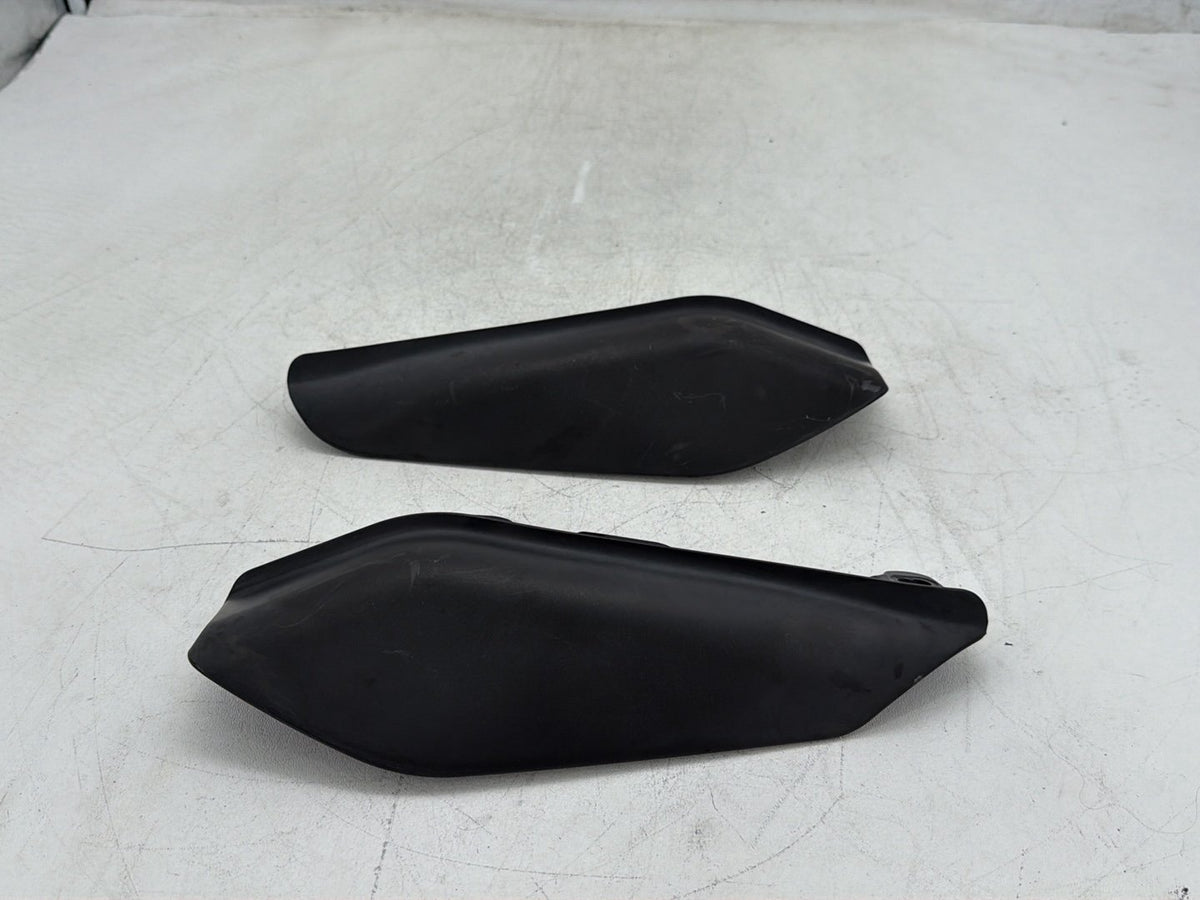 2011 Harley Electra Glide Touring Ultra OEM Left Right Flare Wind Deflector Cover
