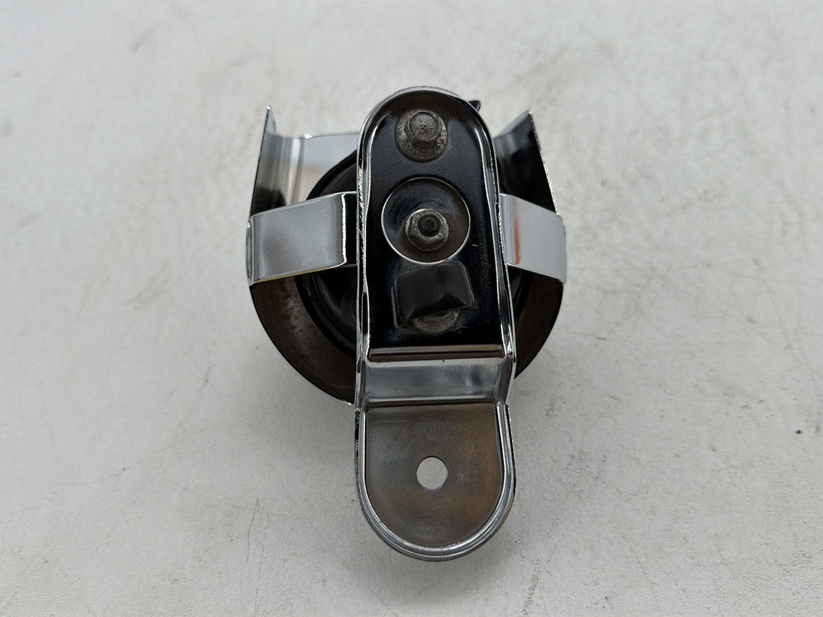 2013 Harley Street Glide Touring FLHX OEM Horn Signal Klaxon Chrome Cover