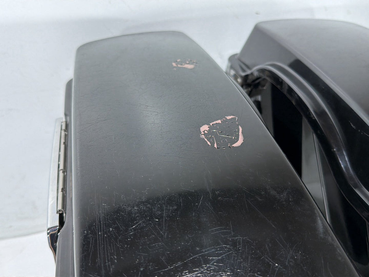 2010 Harley Road King Touring Classic OEM Left Right Saddlebags Luggage NOKey