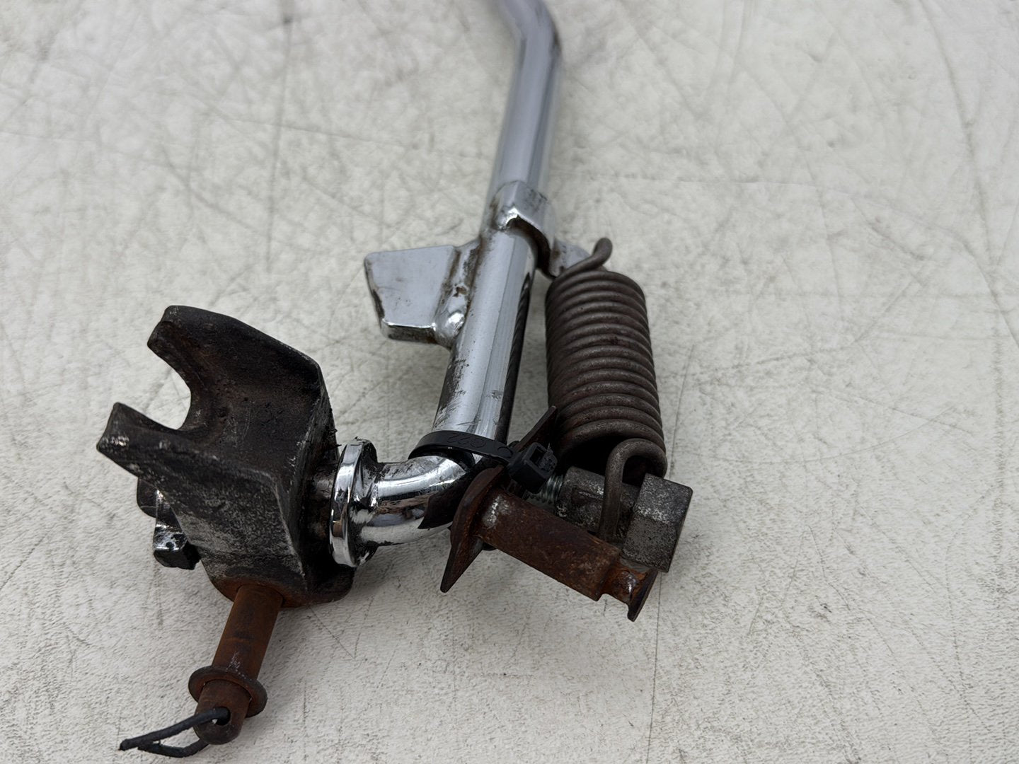 2012 Harley Dyna Super Glide Custom FXDCI OEM Left Side Jiffy Kick Stand & Spring