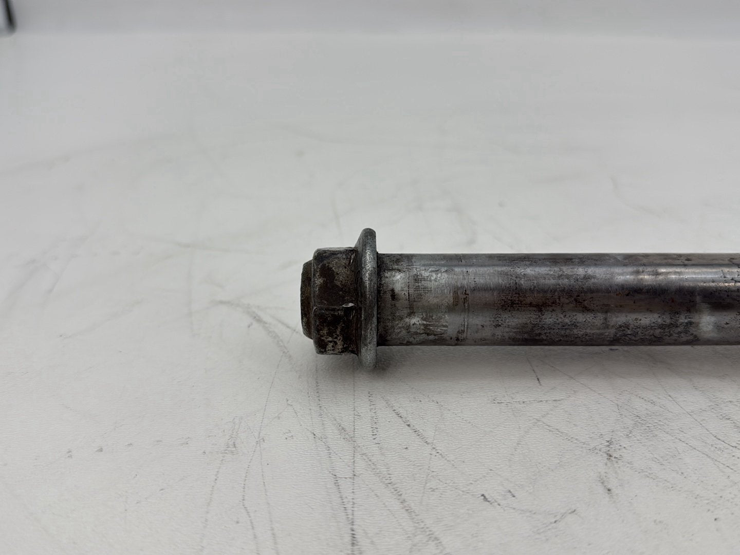 2004 - 2013 Harley-Davidson Sportster 1200 Custom Rear Wheel Axle Bolt Shaft 41176-05
