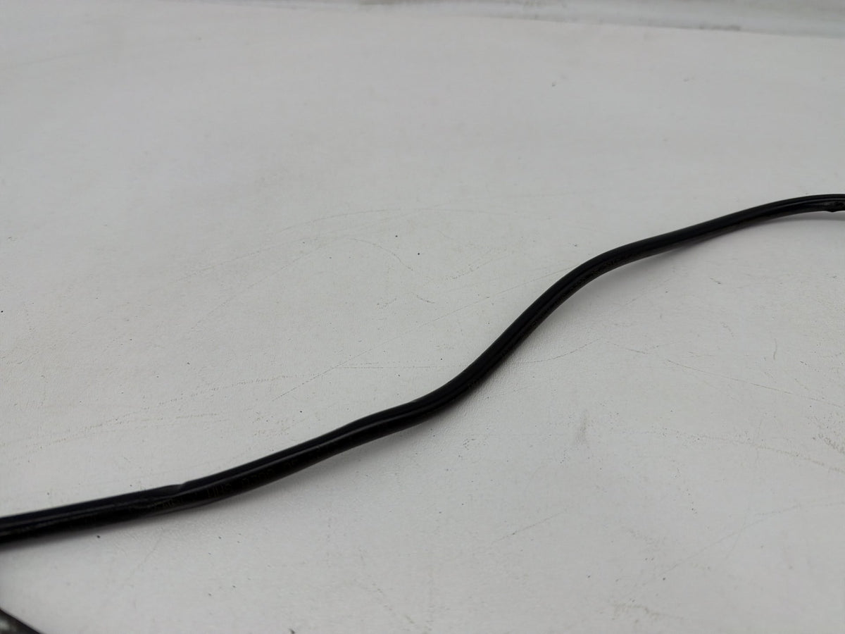 2012 Harley Electra Glide Touring Ultra OEM Front Brake Hose Line Pipe ABS