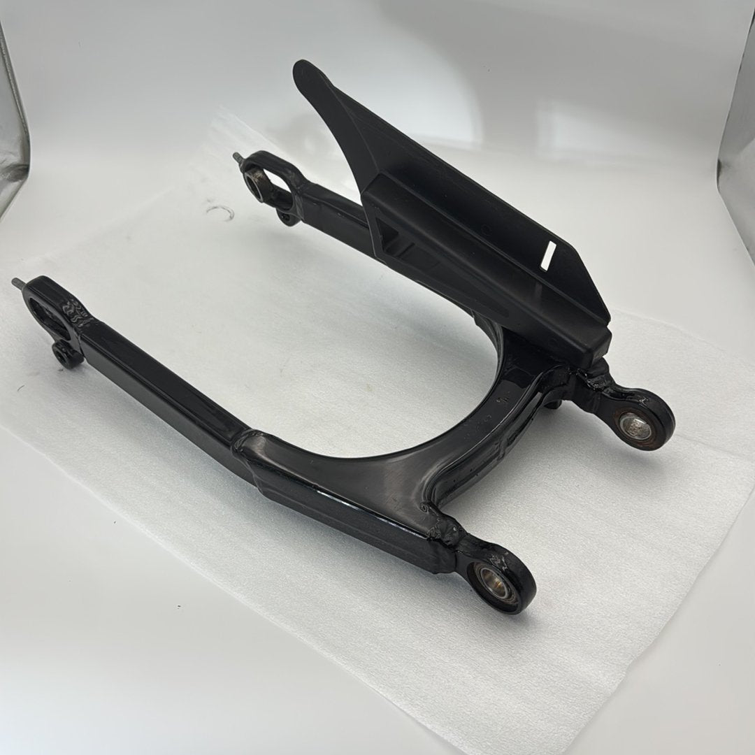 2008 Harley-Davidson Sportster Low Rear Fork Swingarm Swing Arm 47587-05