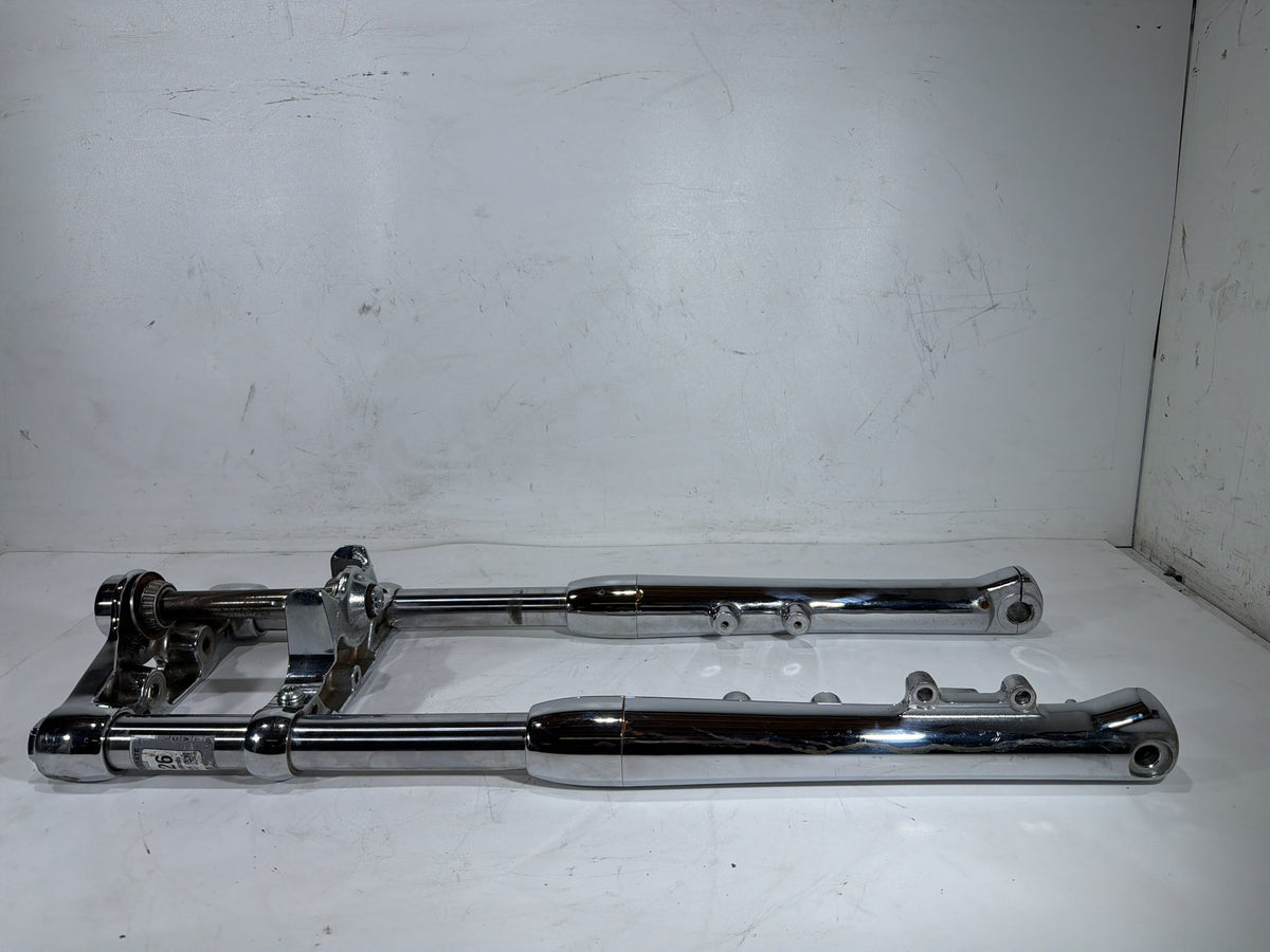 2001 Harley Softail Deuce FXSTD Front Triple Tree Set & LH RH Fork Legs Sliders