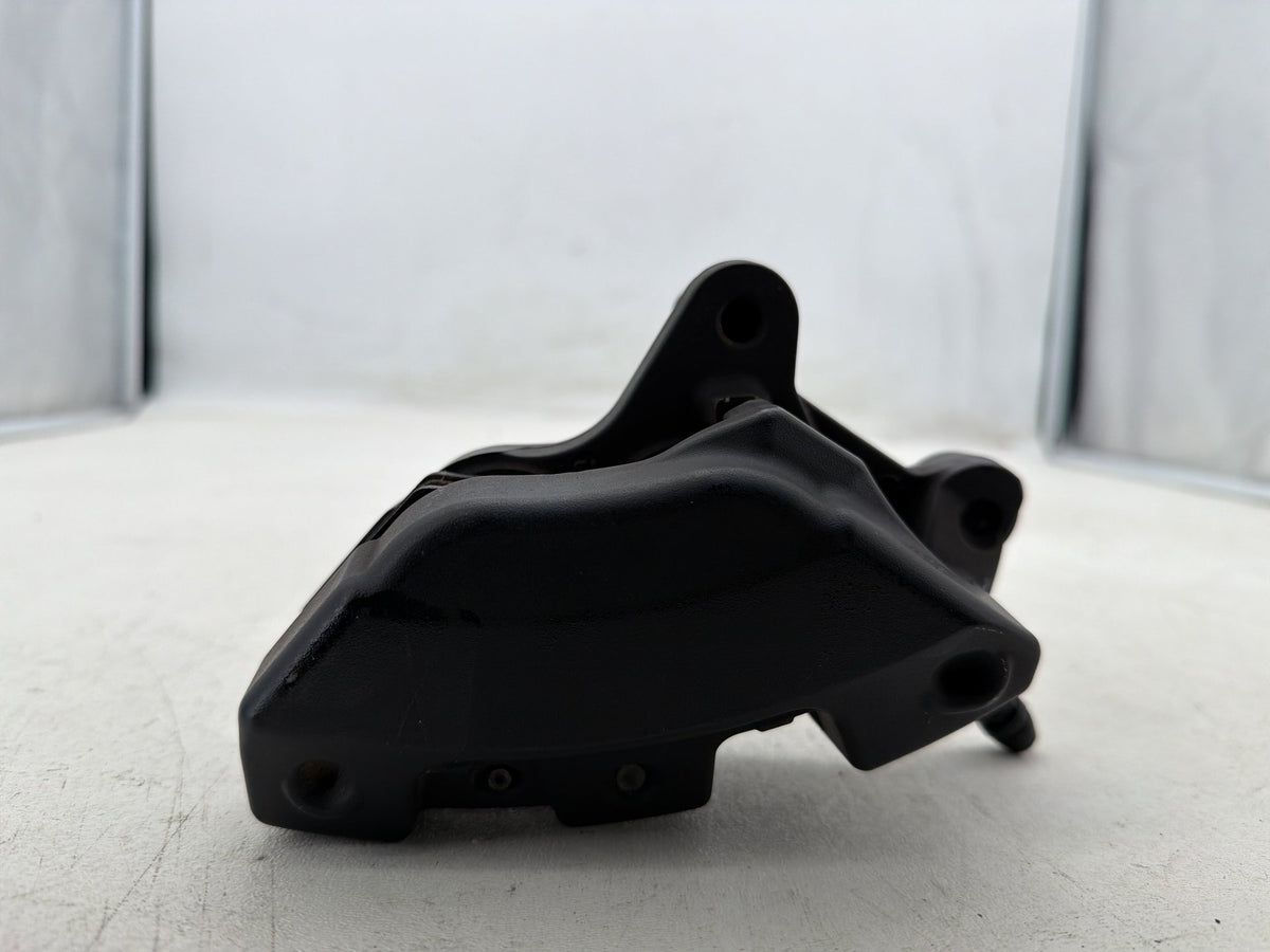 2016 Harley Road Glide Touring FLTRXS OEM Front Right 1 Brake Caliper