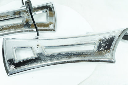 2007 - 2012 Harley-Davidson Touring Road Glide Left Right Driver Floorboard Foot Rest 47365-09