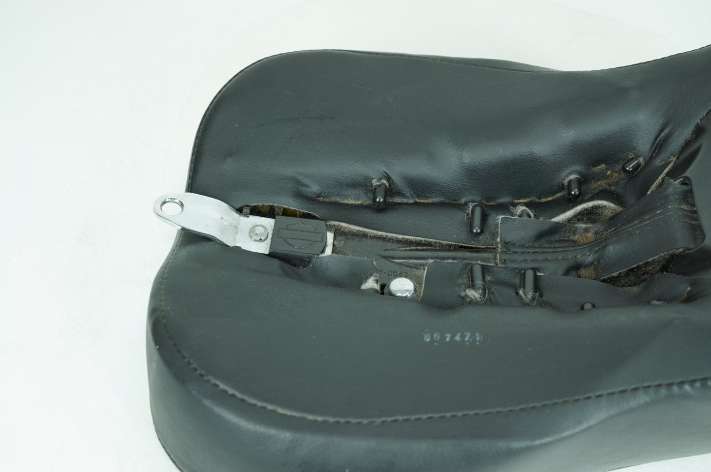 2007 - 2016 Harley-Davidson Touring CVO Electra Screamin Eagle Rear Passenger Pillion Seat 51812-09