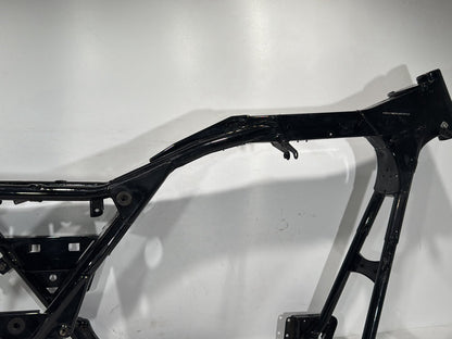1999 - 2006 Harley-Davidson Touring Road King Custom Body Main Frame Chassis CLN CLR  	47900-02A