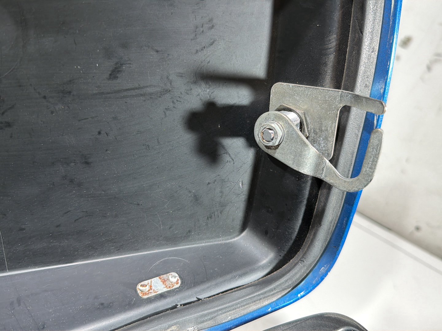 2009 Harley Road King Touring Police OEM Left Right Saddlebags Luggage NOKey