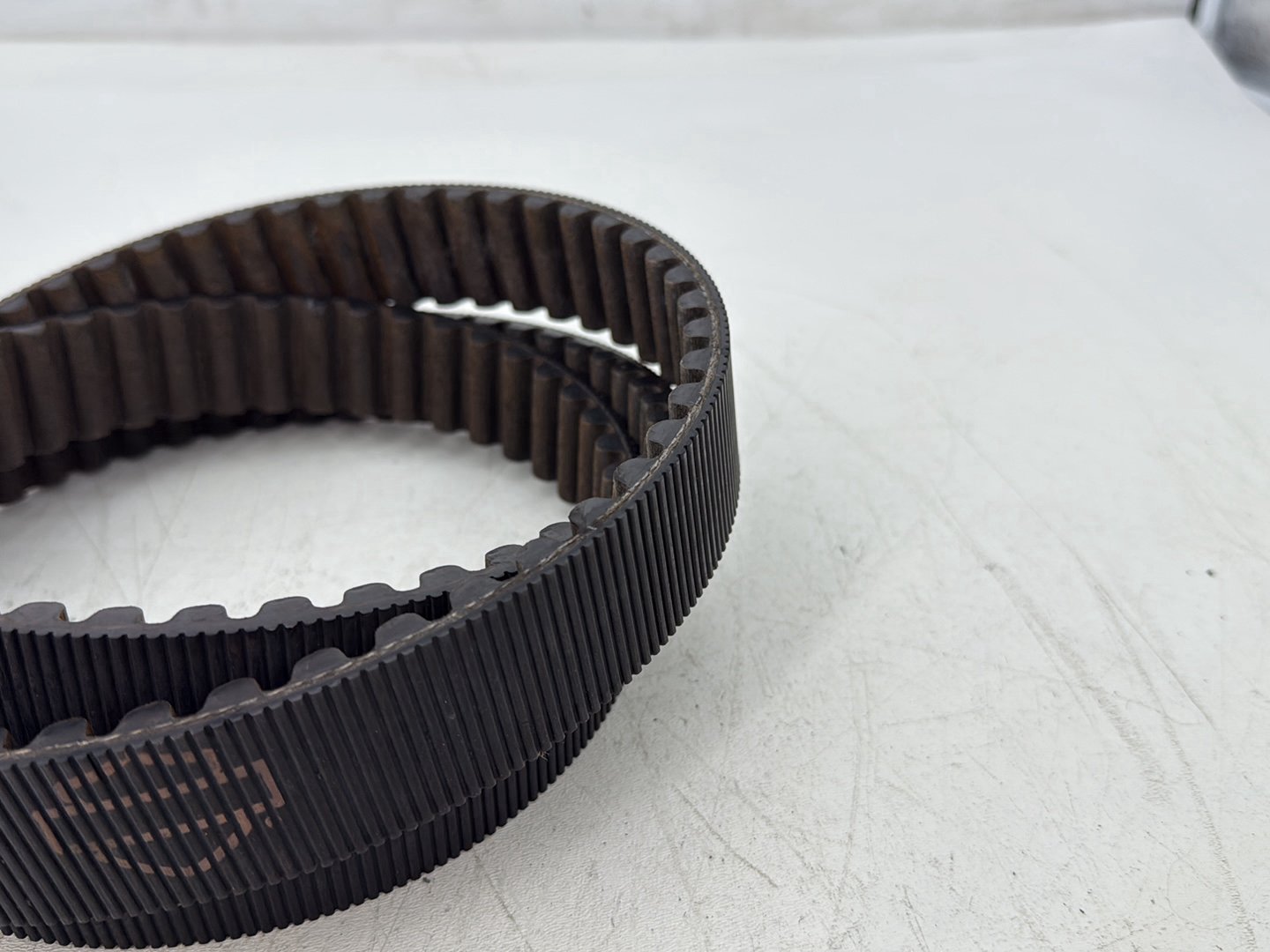 2000 Harley Touring FLHTCUI Electra Glide Ultra OEM Rear Drive Belt 139T 1.5"