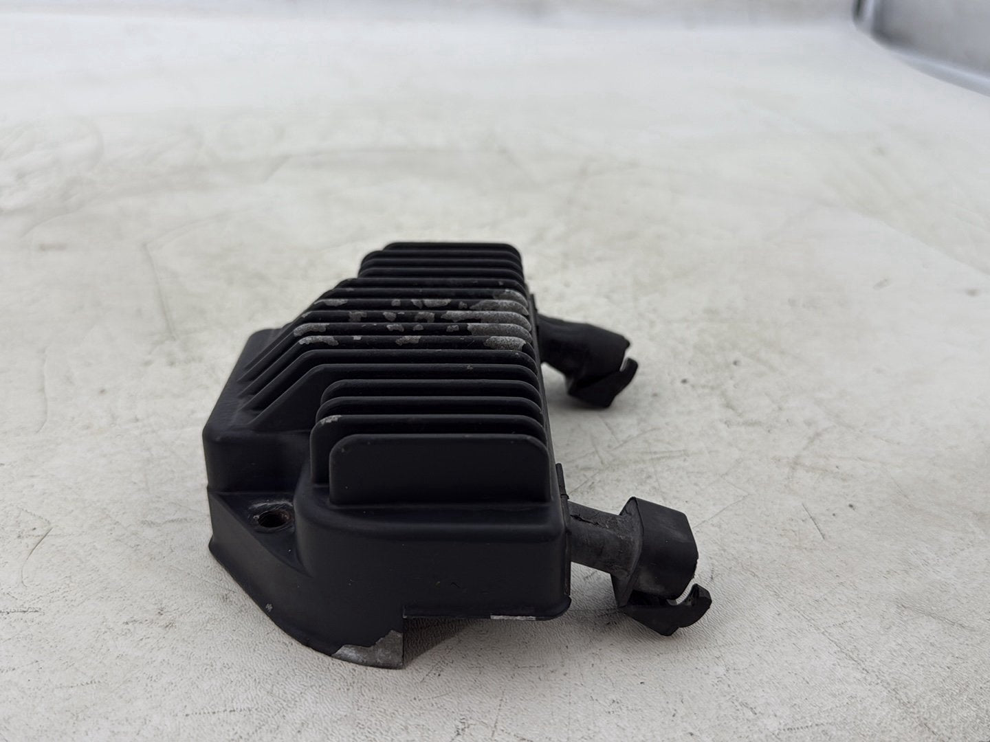 2015 Harley Dyna Low Rider FXDL OEM Voltage Regulator Rectifier