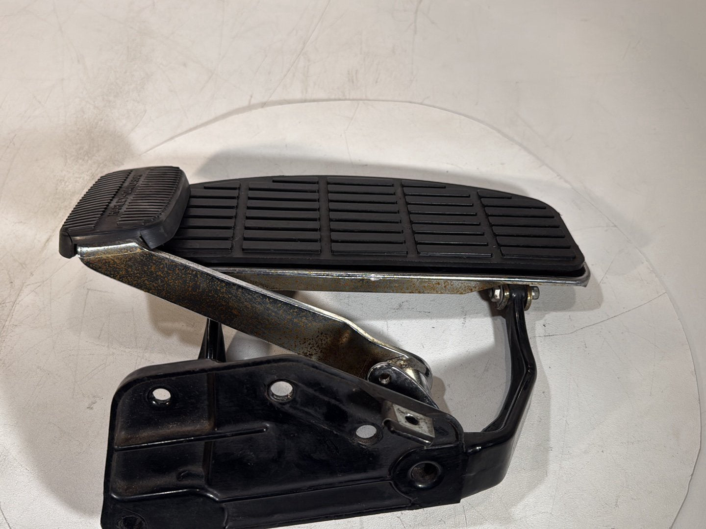 1986 - 1998 Harley-Davidson Softail Heritage Classic Right Driver 1 Floorboard Foot Rest 42431-87A , 42407-87C