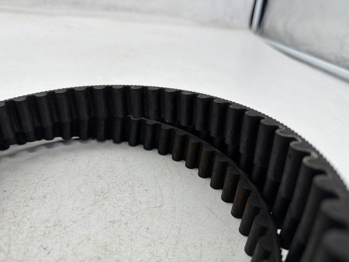 2010 Harley Electra Glide Touring Ultra OEM Rear Drive Belt 40024-09 140T 1"