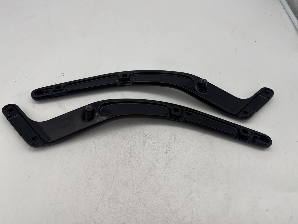 2014 Harley Softail Slim FLS OEM Rear Left Right Fender Struts Bracket