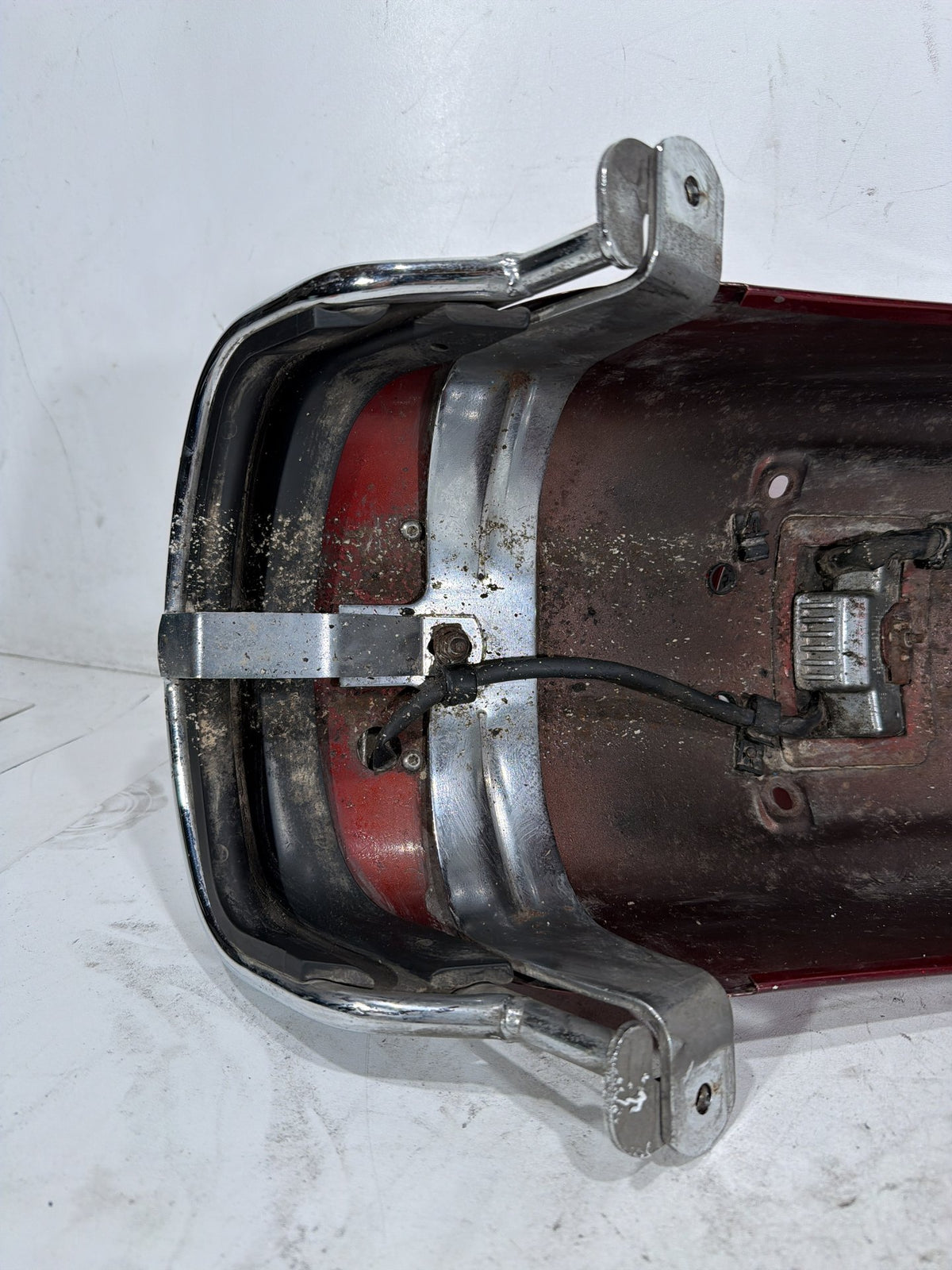 10 Harley Electra Glide Touring Ultra OEM Rear Wheel Fender Taillight Brake Lamp
