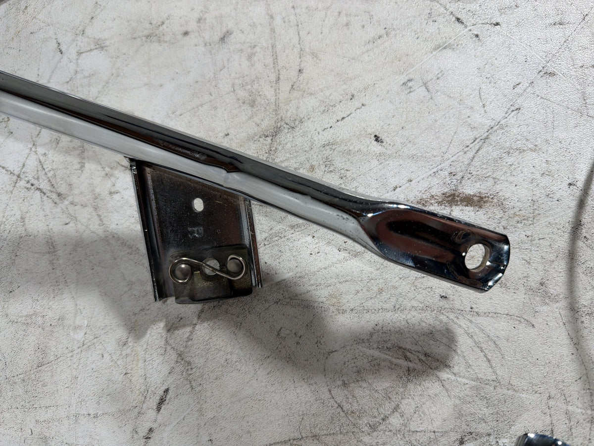 2009 Harley Street Glide Touring OEM Rear Left Right Saddlebag Guard Rails Bar
