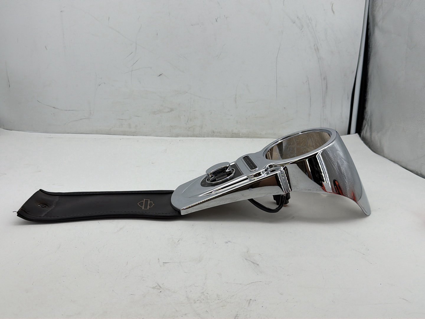 2008 Harley Dyna Fat Bob FXDF OEM Fuel Gas Tank Dash Console NOKey