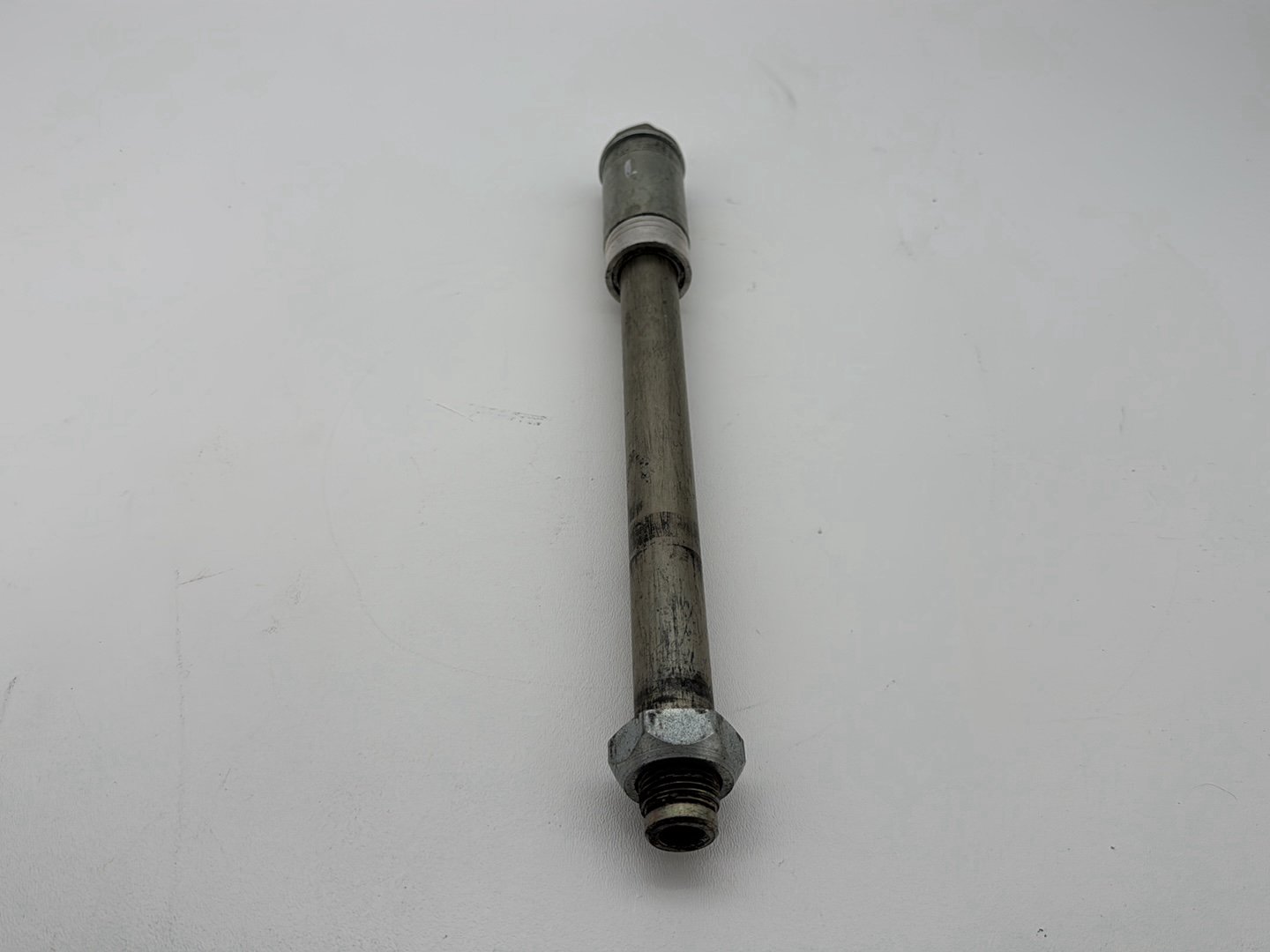 2008 Harley Softail Deluxe FLSTN OEM Rear Wheel Axle Bolt Shaft
