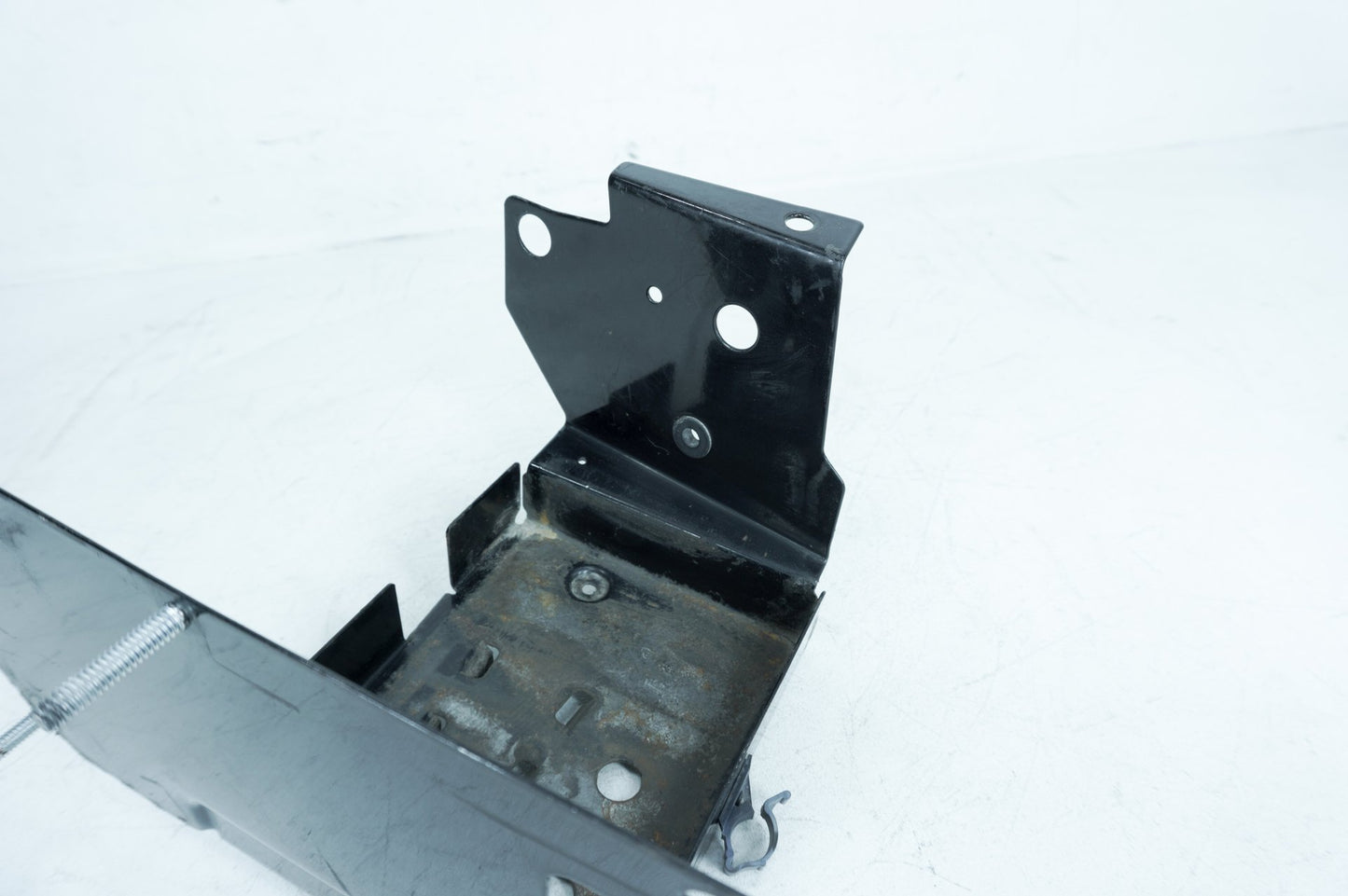 2007 - 2011 Harley-Davidson Touring CVO Electra Screamin Eagle Battery Tray Bracket Holder Carrier 66281-02A