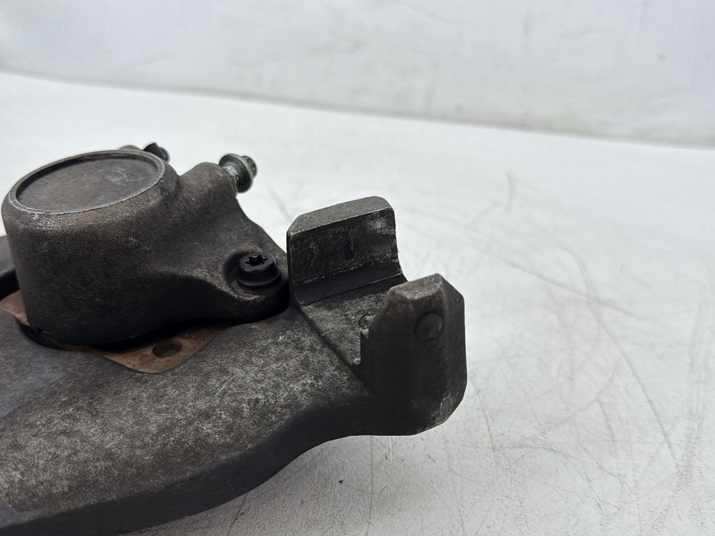 1995 Harley Road King Touring FLHR OEM Rear Back Brake Caliper w/ Bracket