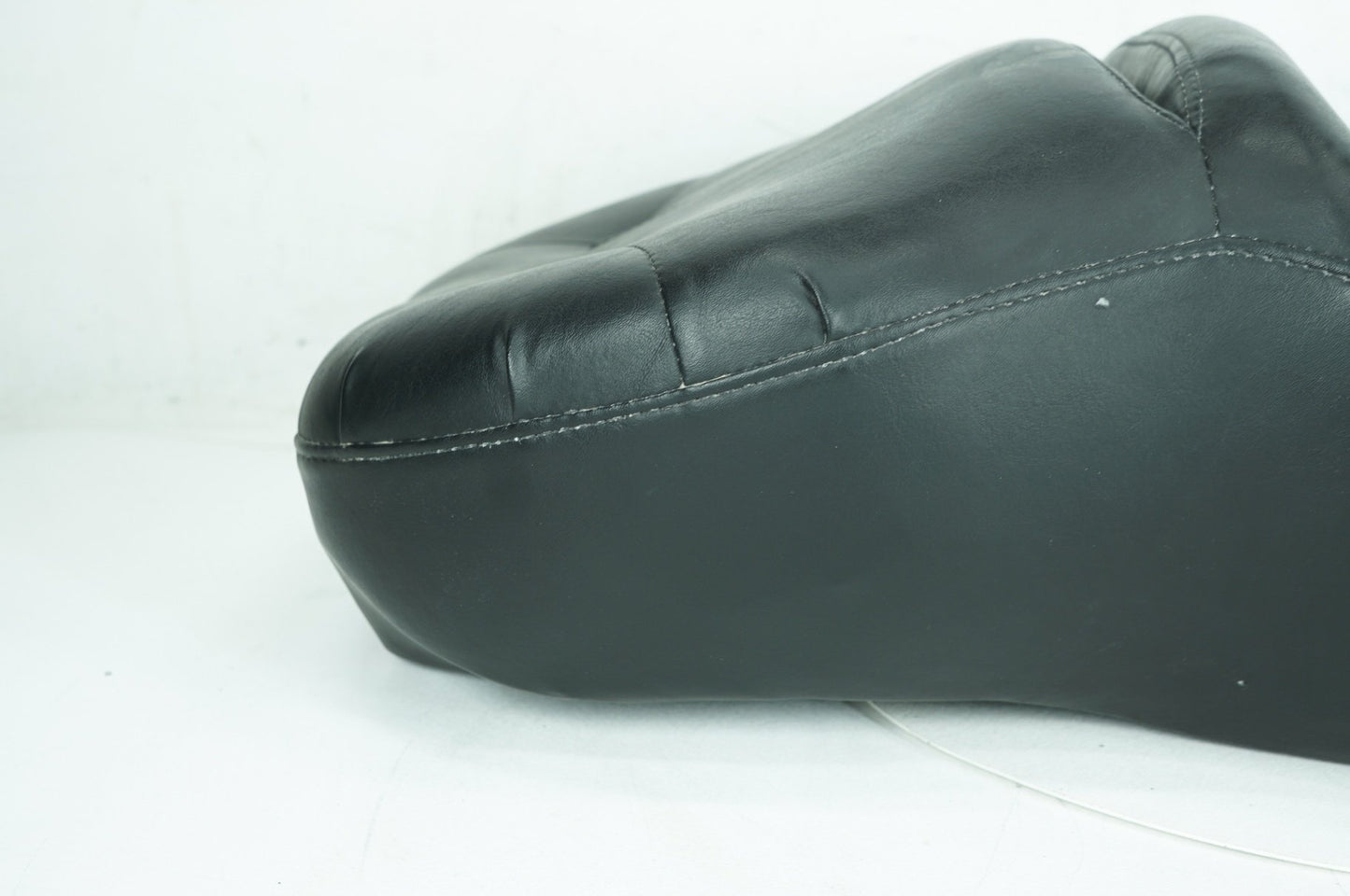 1999 - 2006 Harley-Davidson Touring Electra Glide Classic Passenger Rider Driver Seat Saddle 51703-05