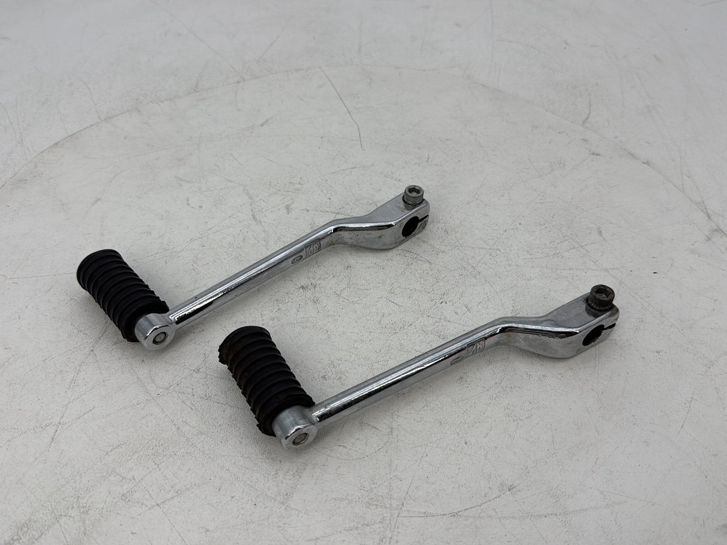 1999 - 2006 Harley-Davidson Touring Electra Glide Ultra Gear Shifter Lever Pedal Pedals 33895-82D