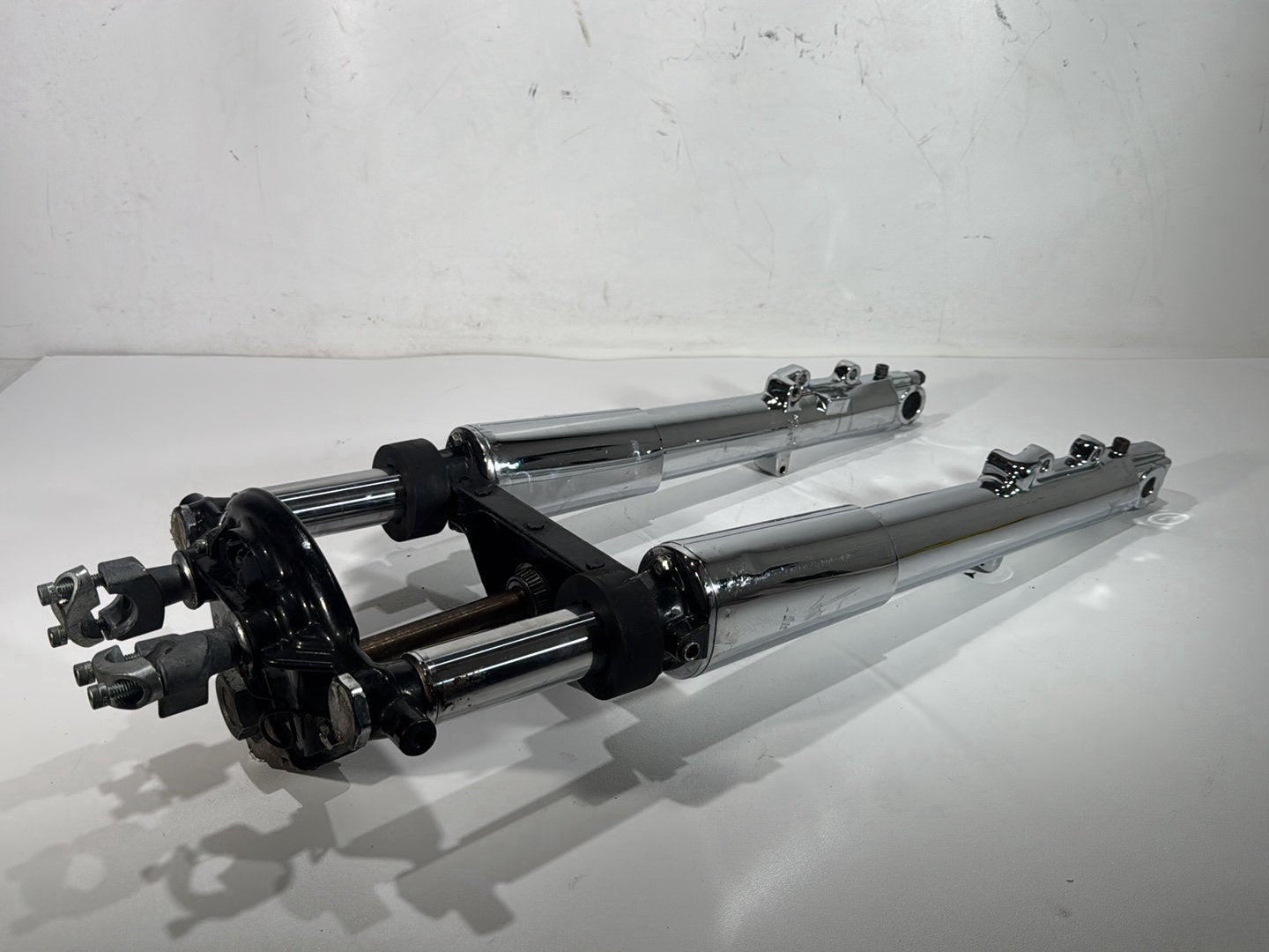 2003 Harley Electra Glide Touring Ultra FLHTCUI OEM Front Triple Tree Set & LH RH Fork Legs Sliders