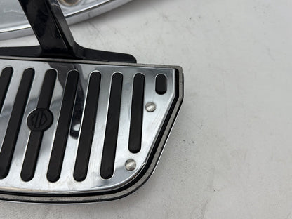 2003 Harley Electra Glide Touring Ultra FLHTCUI OEM Left Right Driver & Pass Floorboard Foot Rest
