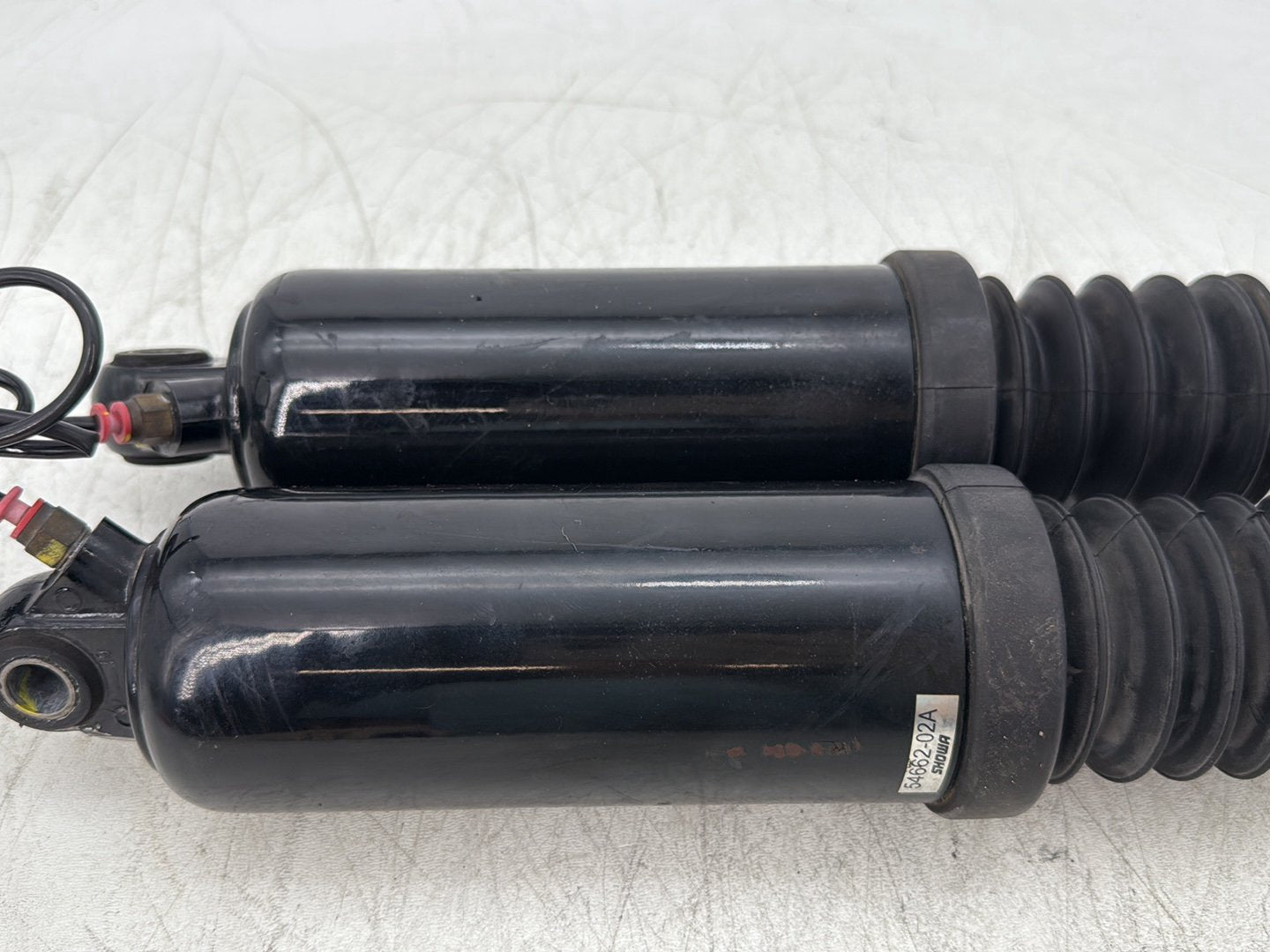 2004 Harley Road King Touring Custom FLHRSI OEM Rear Left Right Shock Absorbers