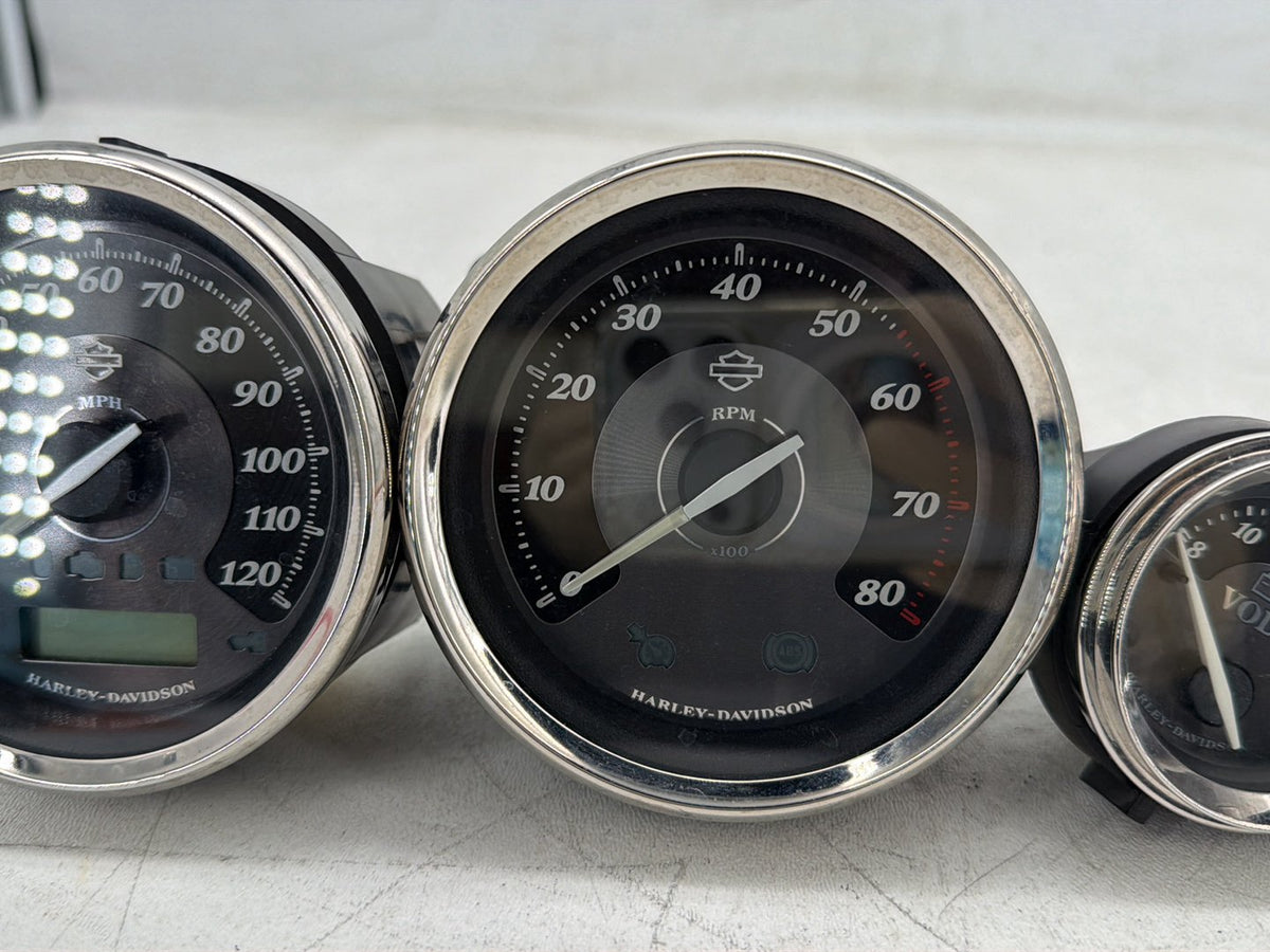 11 Harley Electra Glide Touring Ultra OEM Air Oil Volt Fuel Tacho Speedo Gauges