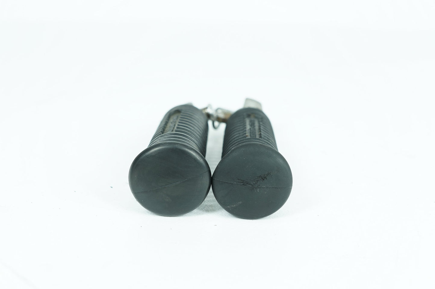 2007 - 2012 Harley-Davidson Softail Standard Left & Right Step Foot Rest Pegs  	33048-72
