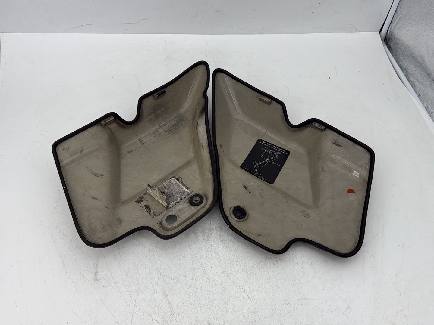 1995 Harley Touring FLHTCI Electra Glide Classic OEM Left Right Side Fairing Cover