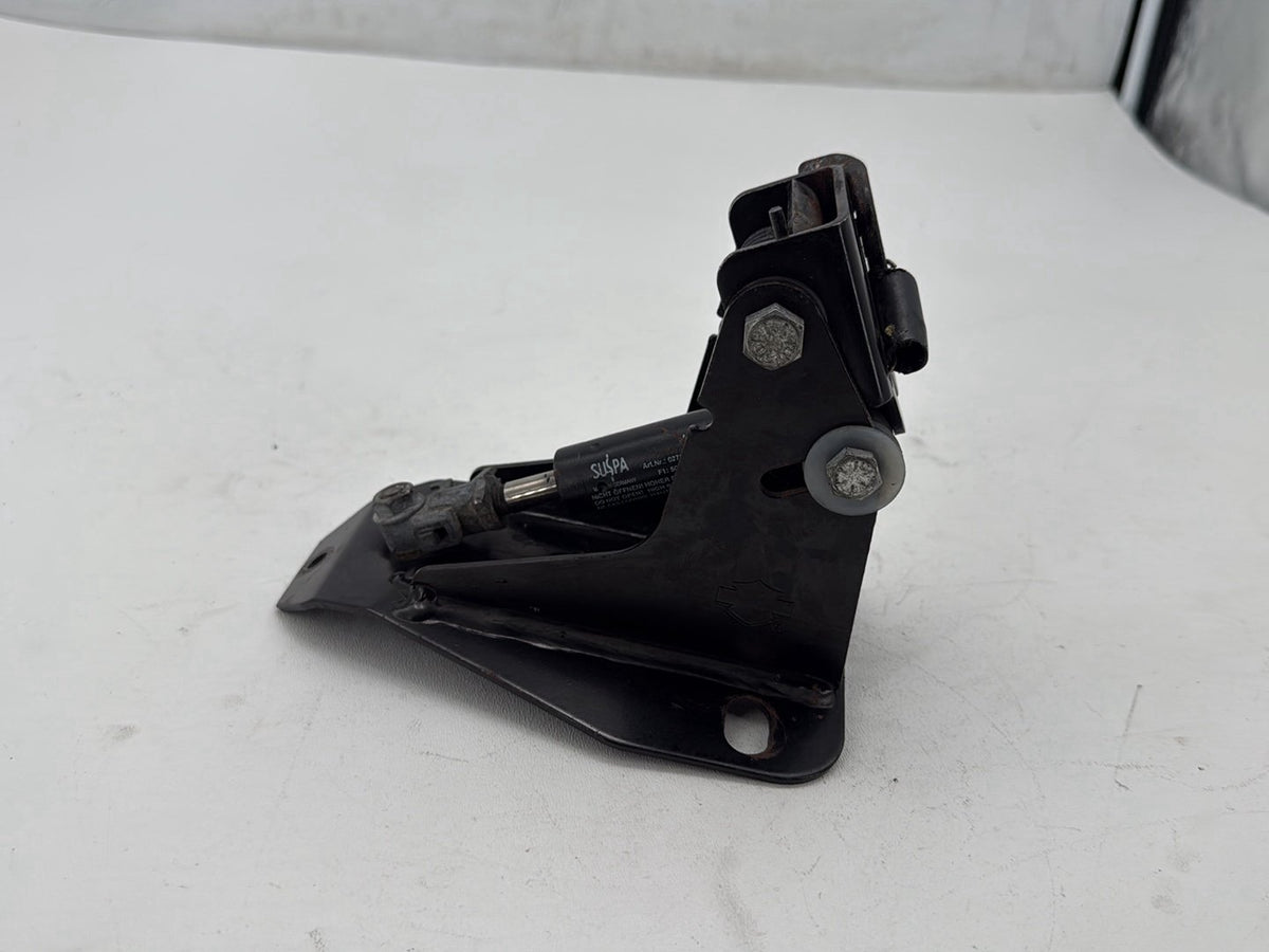 2005 Harley Electra Touring CVO Adjustable Rider Backrest Lift Mount 52482-01A