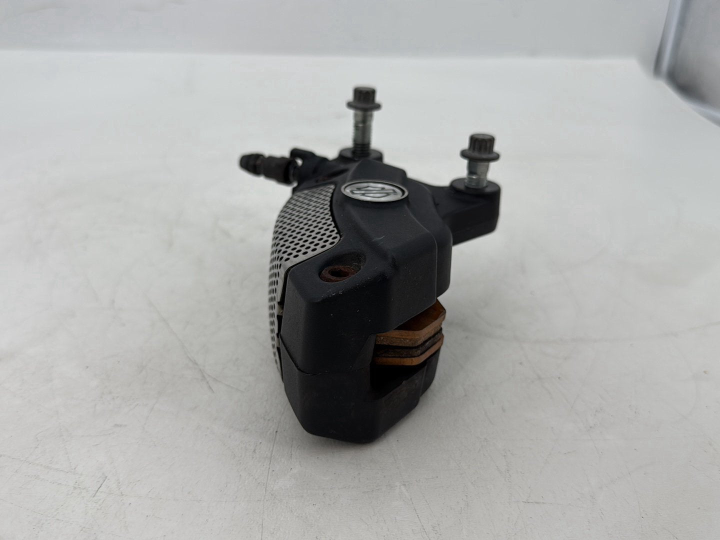 2008 Harley Touring FLHTCU Electra Glide Ultra OEM Front Right 1 Brake Caliper