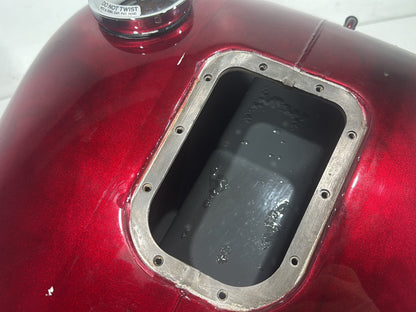 2004 Harley Softail FLSTC Heritage Classic OEM Fuel Gas Tank Gasoline Reservoir