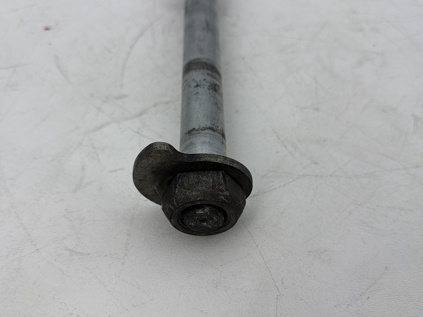 2007 - 2012 Harley-Davidson Touring Electra Glide Ultra Rear Wheel Axle Bolt Shaft