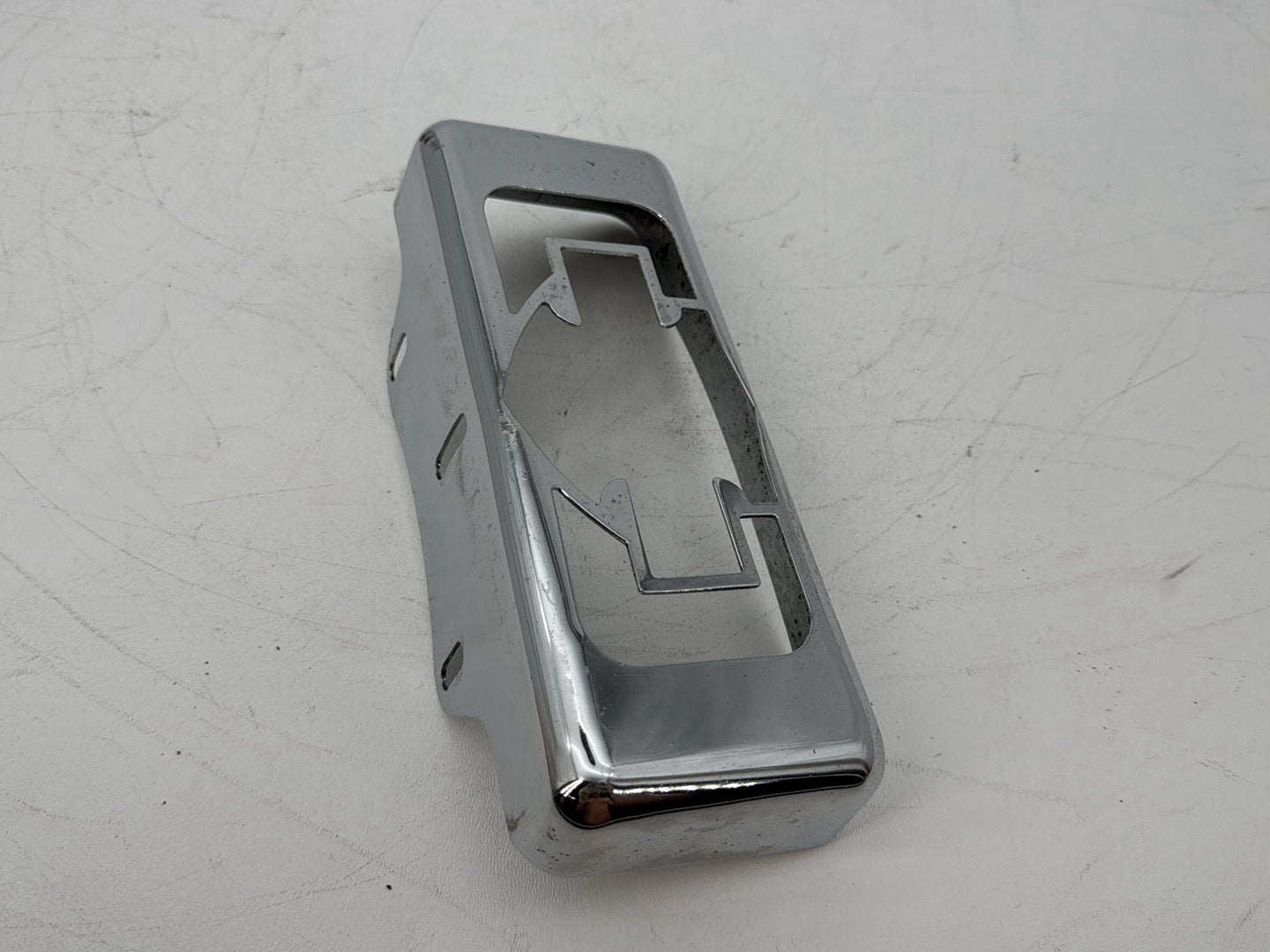 2008 Harley Touring Electra Glide Oil Cooling Cooler Core Cover Trim Cap Shield